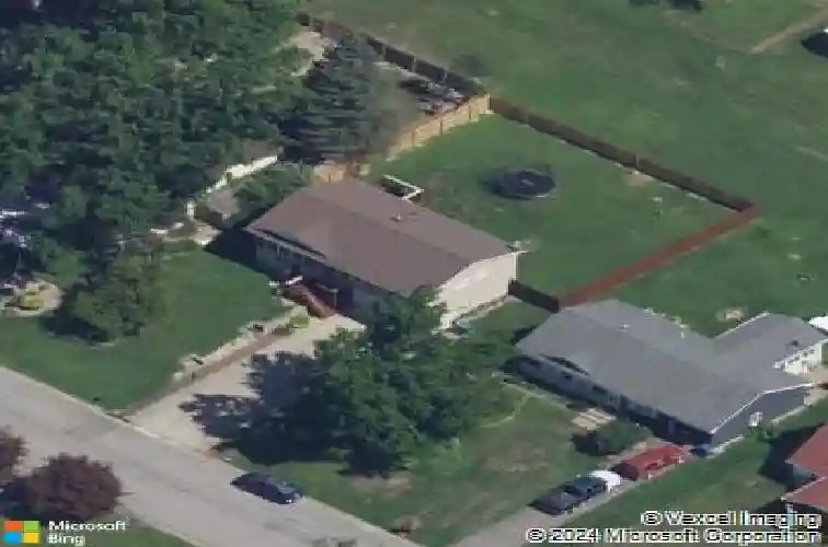 1753 arbor dr, mineral ridge,  OH 44440